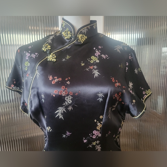 Handmade Oriental Dress - Picture 2 of 7